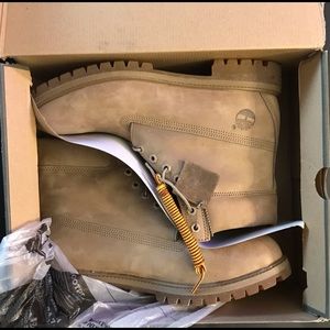 Timberland Premium 6 inch Boots
